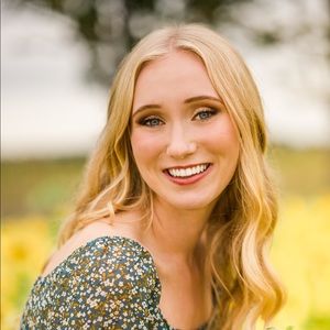 Meet your Posher, Ellie